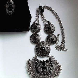 Necklace and Ring size 6